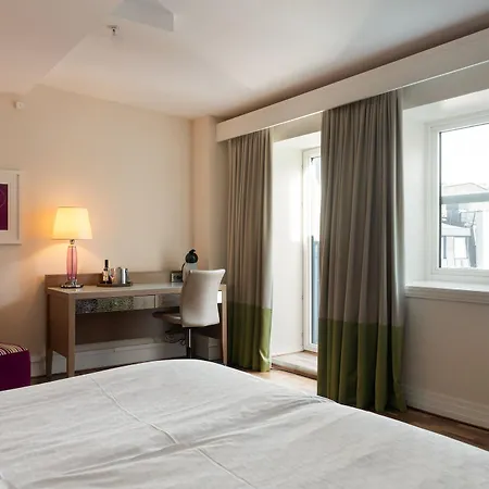 Hotel Elite Esplanade 4*