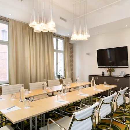 Hotel Elite Esplanade 4*